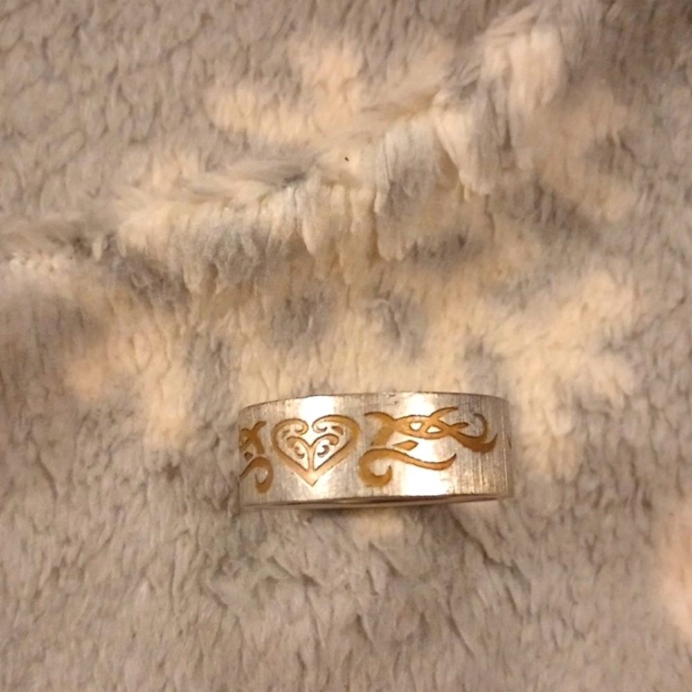 Quick silver wave ring